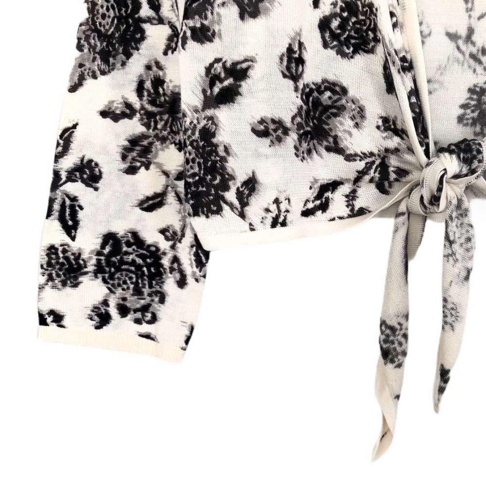 WHBM 100% Silk Top Cardigan Tie Front Floral Sz M - Picture 3 of 5